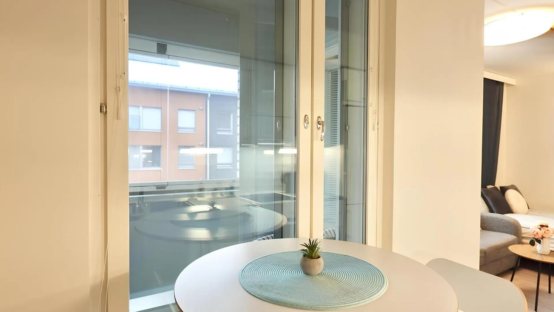 Apartment Cozy Studio, Free Parking, 2 Min To Airport And Spa Vantaa