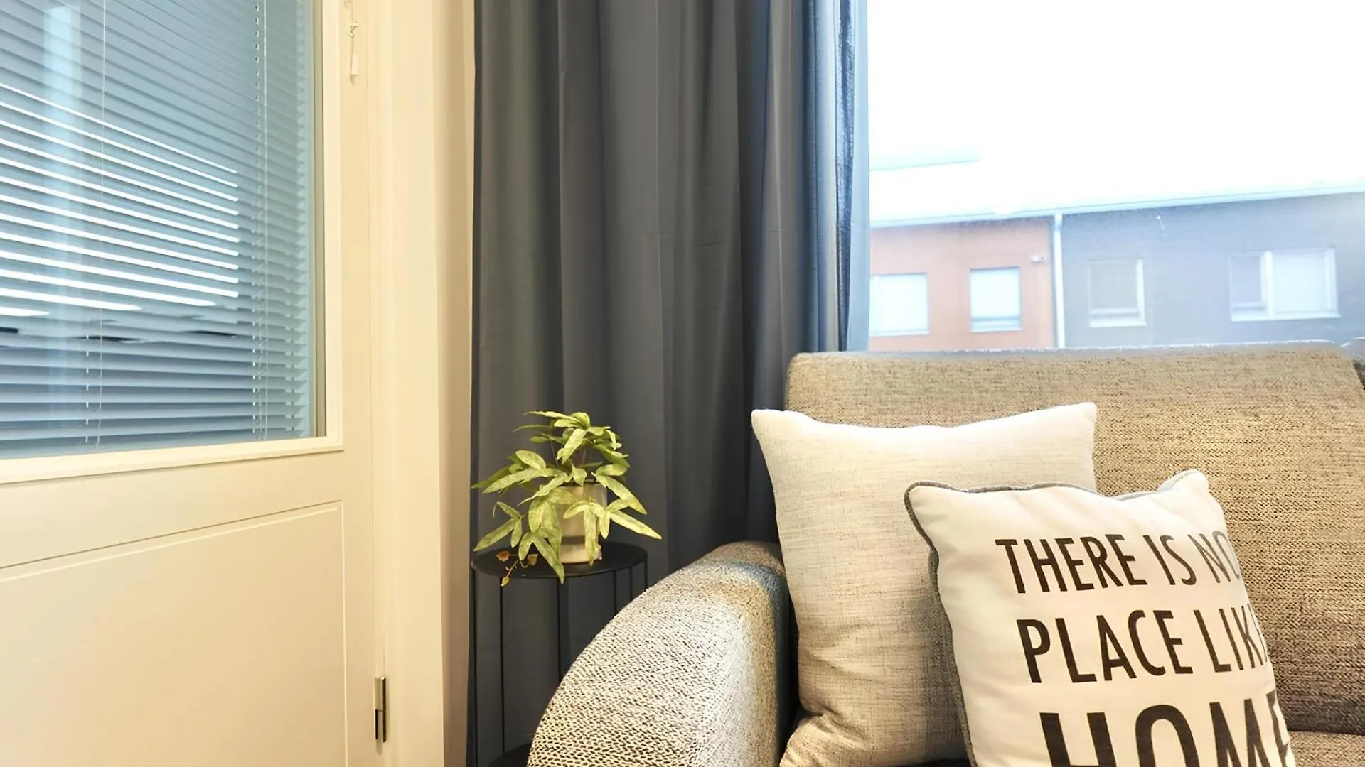 Cozy Studio, Free Parking, 2 Min To Airport And Spa Vantaa Apartment